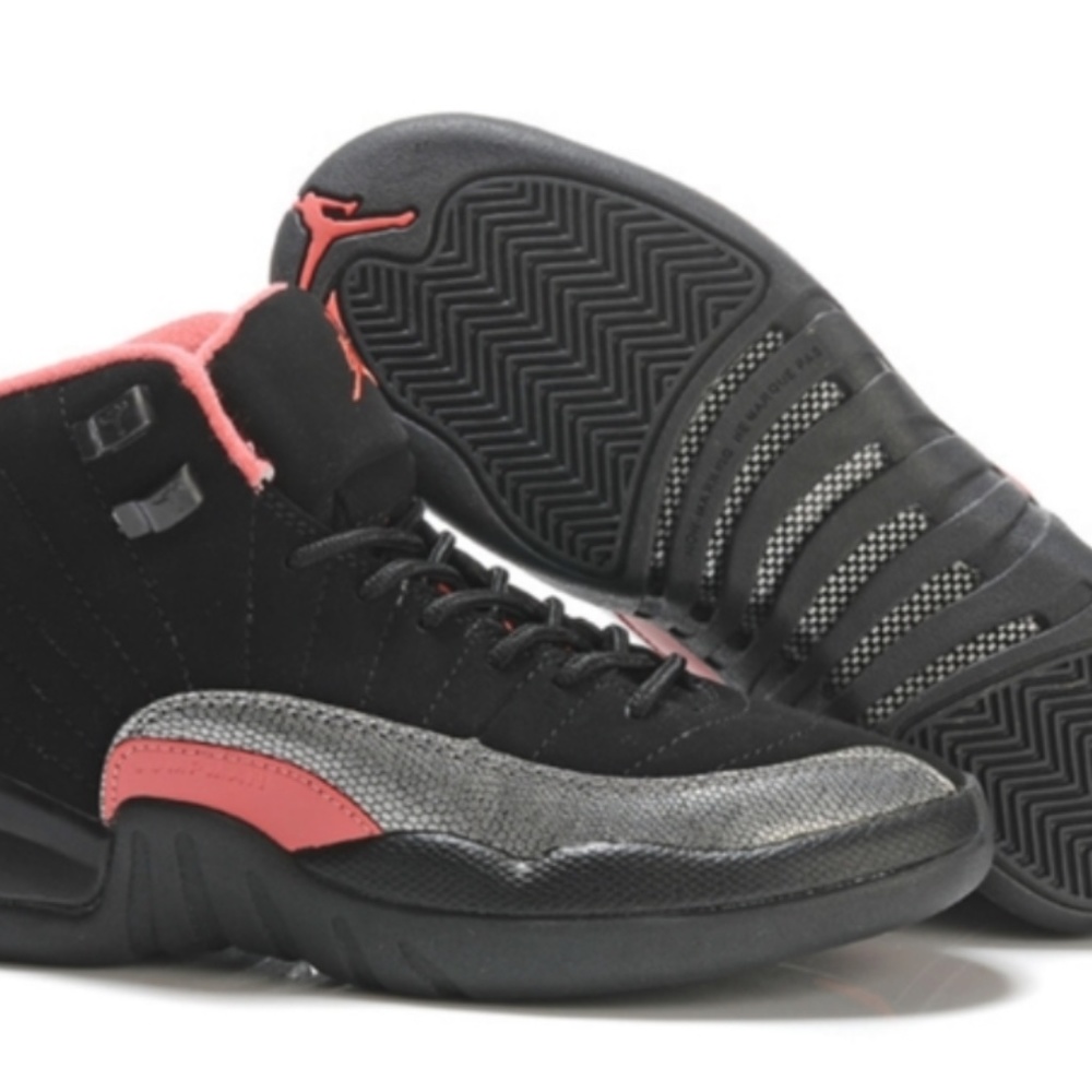 Jordan 12 Retro Black/Siren Red (GS)